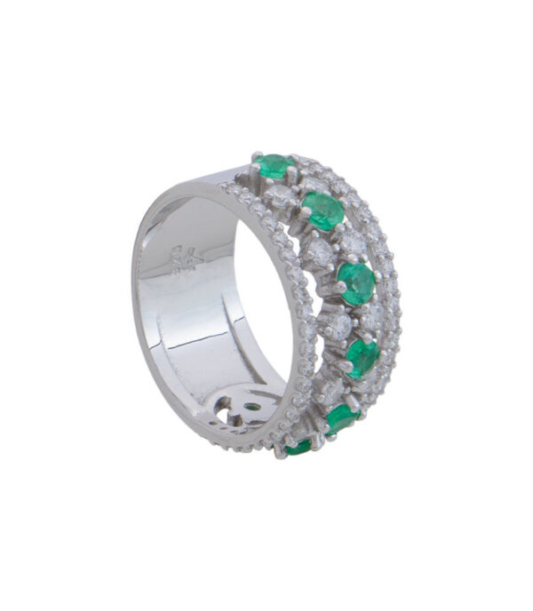 vivid-green-emerald-ring