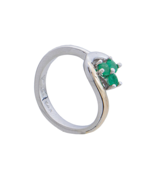 emerald-ring-fine-jewelry